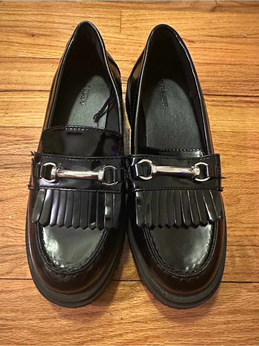 Old Navy Black Patent Fringe Loafers with Silver Bit Size7